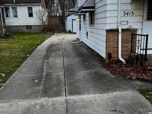 4th image of 3415 Grantwood Dr