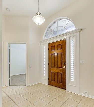 2nd image of 18624 Gibbons Dr
