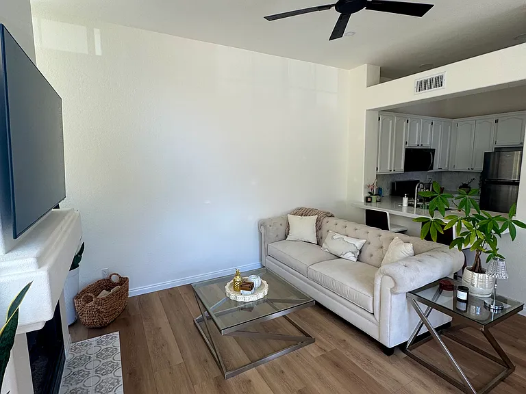 40 Liana Pl — Photo 3