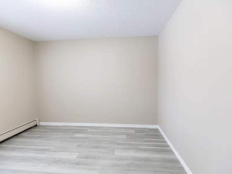 3023 Blakiston Dr NW — Photo 18