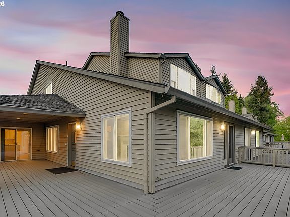 2nd image of 1522 NE Marine Dr