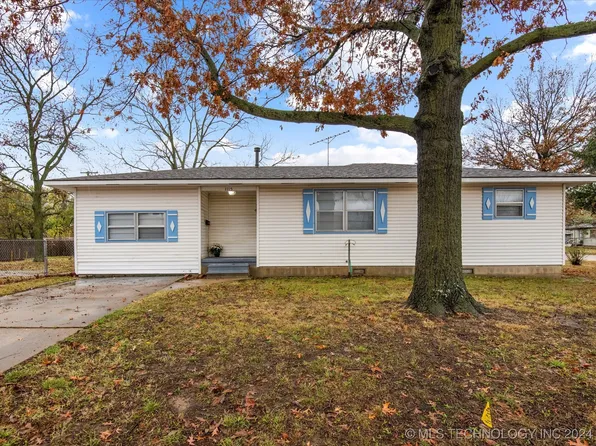 1115 Cudahy St, Bartlesville, OK 74003