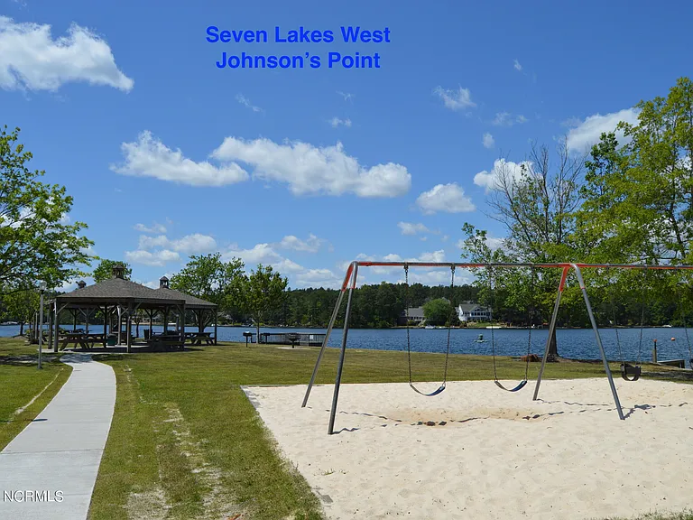 127 Shaw Dr — Photo 34