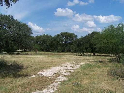 4th image of 2441 HWY 473