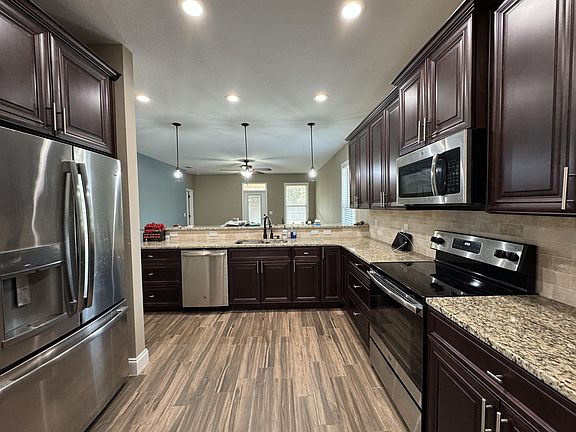 4th image of 1377 N Beal Ext