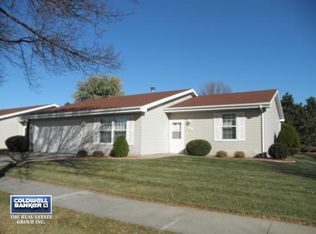 44 Fiesta Ct #C-104, Appleton, WI 54911