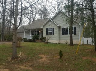 309 Timberland Dr, Montross, VA 22520