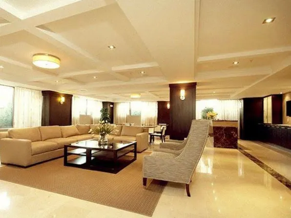 64-05 Yellowstone Boulevard image 8 of 13