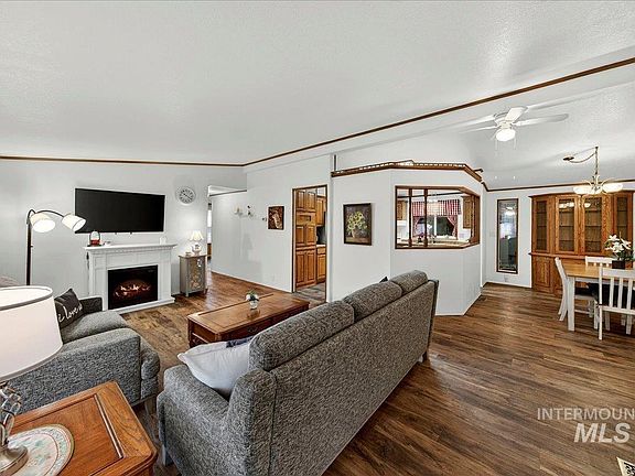 4th image of 1907 W Flamingo Ave Unit 100