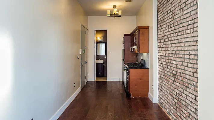 Rented by Nooklyn NYC LLC | media 7