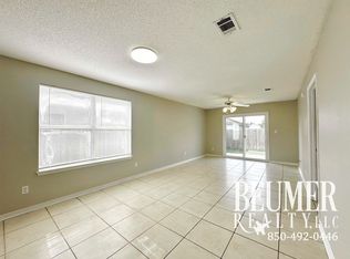 1097 Antigua Cir, Pensacola, FL 32506