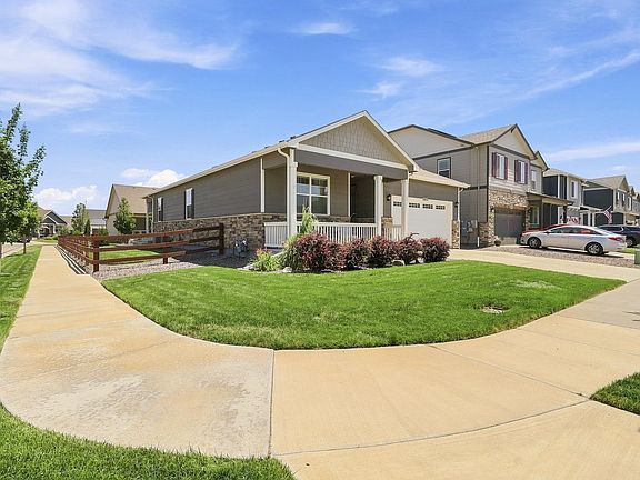 2nd image of 1911 Raindrop Dr