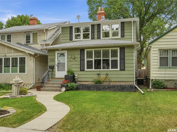 3208 Victoria Avenue, Regina, SK S4T 1L4