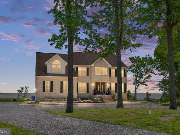 9129 Pebble Beach Ln, King George, VA 22485