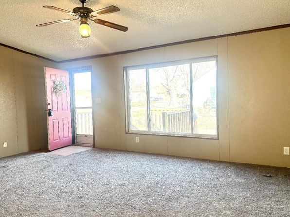 261 N D St, Platte Center, NE 68653