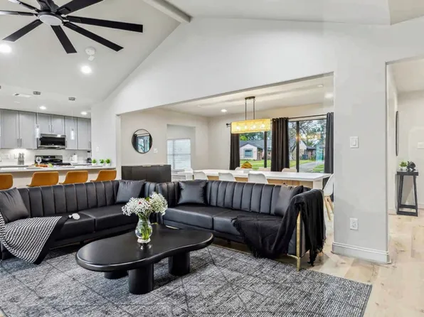 5615 Cerritos Dr #Id1514815p, Houston, TX 77035