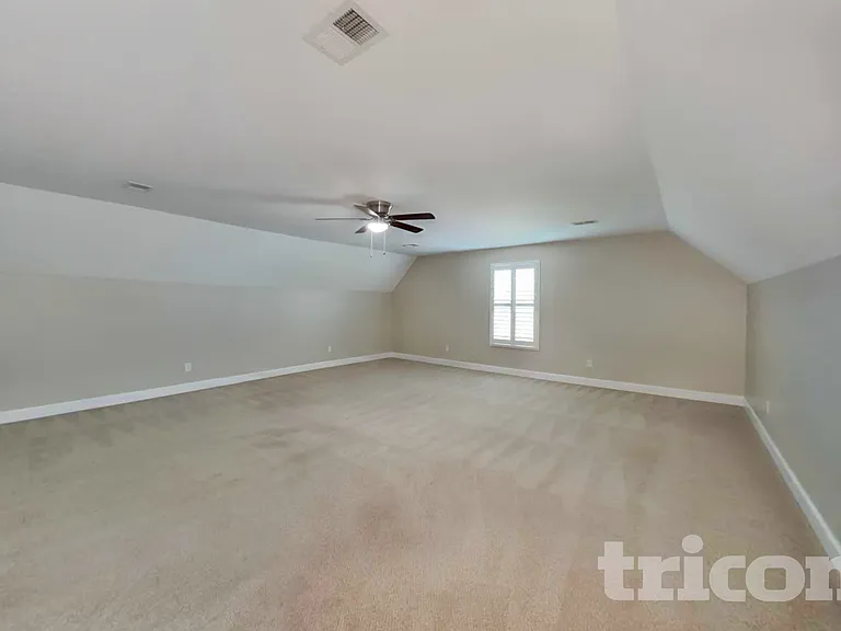 8820 Cole St — Photo 14