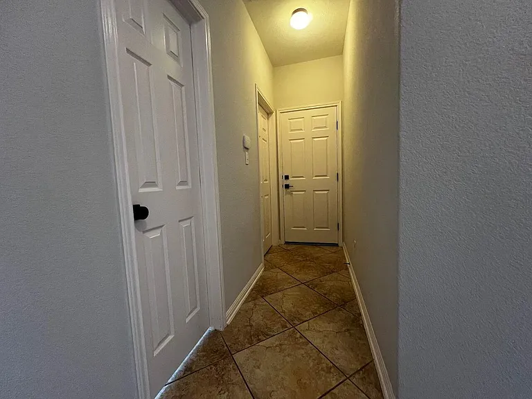 12513 Palfrey Dr — Photo 9