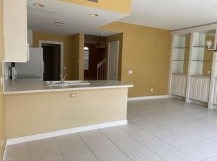 6272 Towncenter Cir, Naples, FL 34119