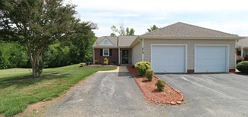 214 Troonsway Rd Photo 1