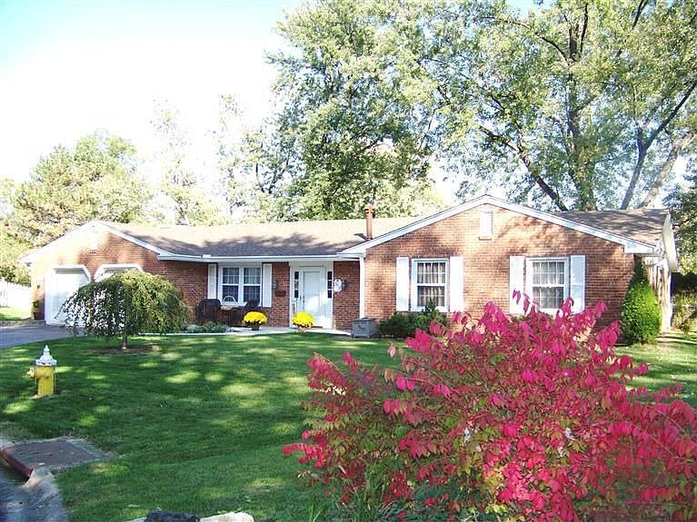 1st image of 350 Glen Vista Ct