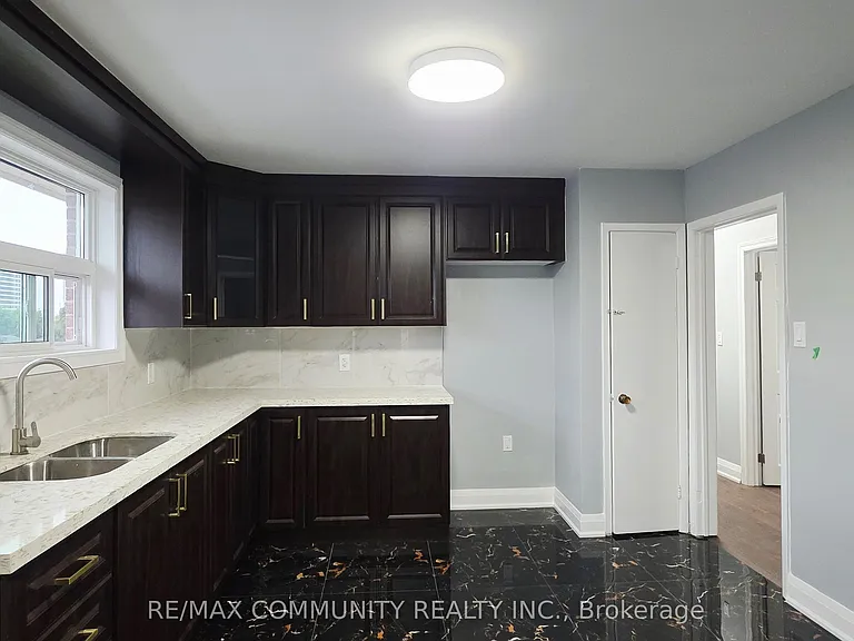 30 Canlish Rd #1 — Photo 21