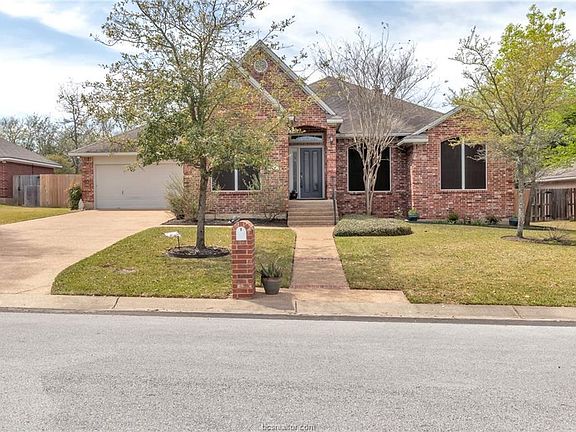 3rd image of 4604 Shoal Creek Dr