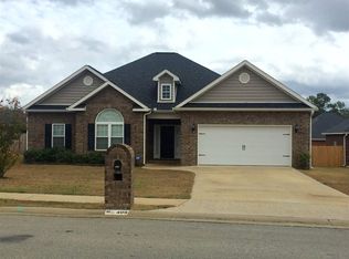 409 Green Island Rd, Bonaire, GA 31005