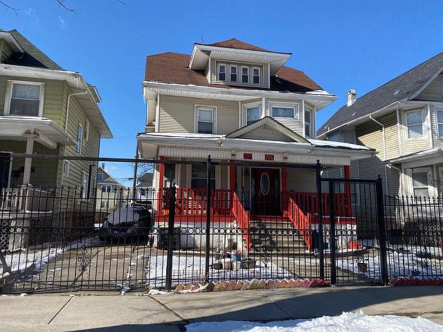 1st image of 126 N Latrobe Ave