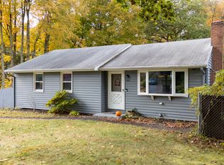 584 Gracey Ave, Meriden, CT 06451