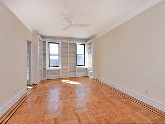 Sold by Keller Williams Realty Empire | media 15