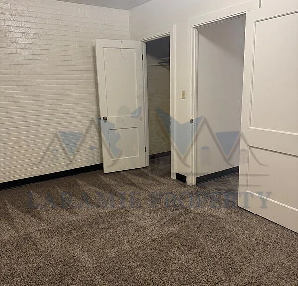 309 S 10th St #20 — Photo 7