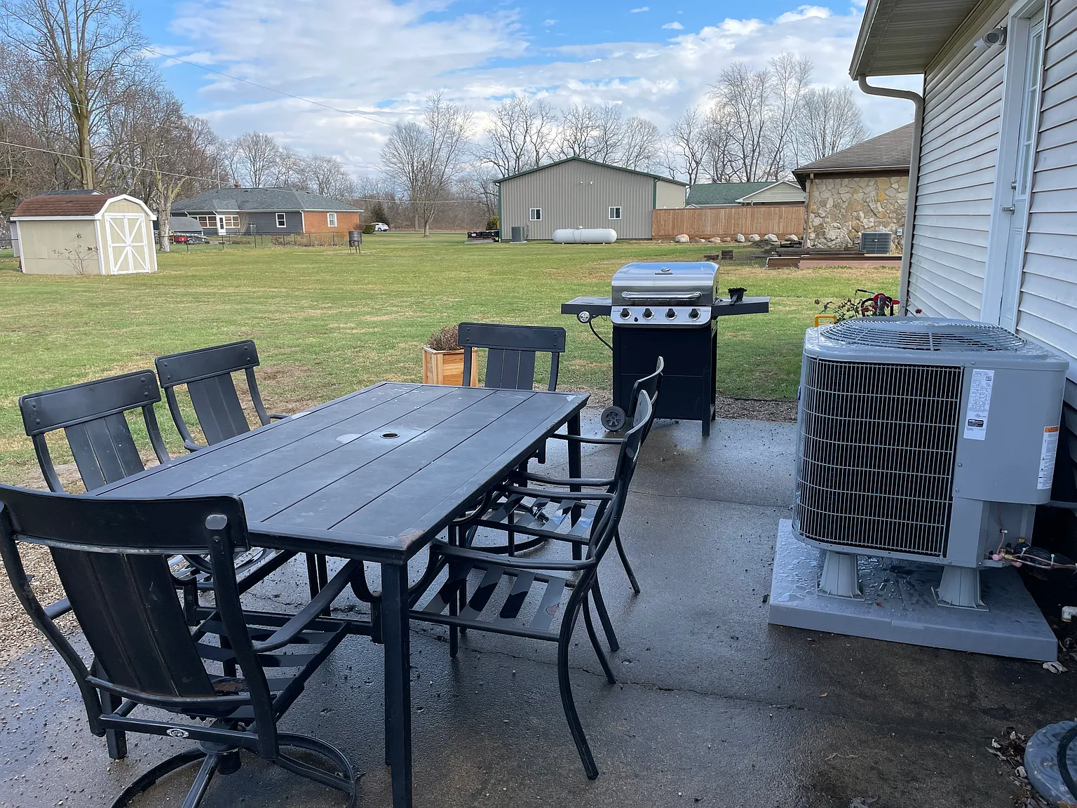 3 bed, 1200 sqft, $1,950 — Photo 4