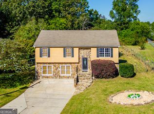 26 Country Village Dr, Hiram, GA 30141