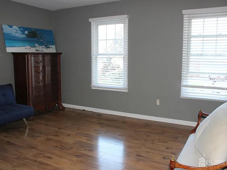 39 Independence Ct — Photo 31