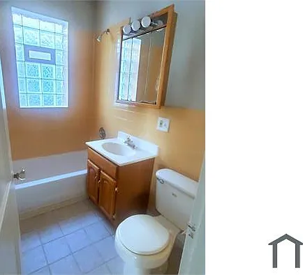 8028 S Phillips Ave #3 — Photo 5