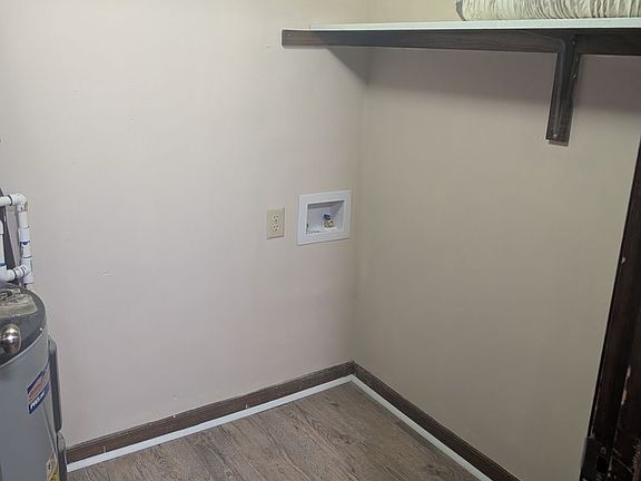 5th image of 311 Rock Knoll Dr