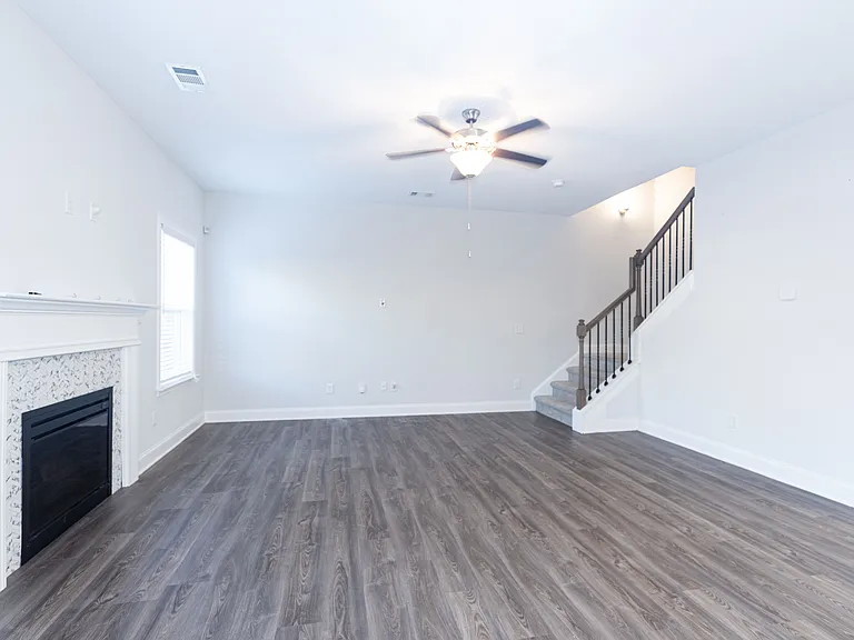 4510 Mountain Ivy Dr — Photo 7