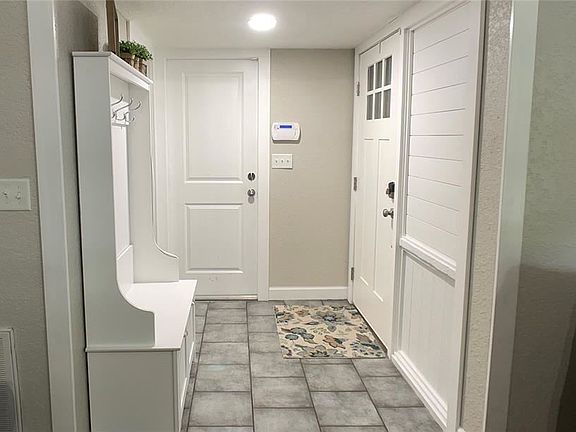 5th image of 2108 Elmwood Ct