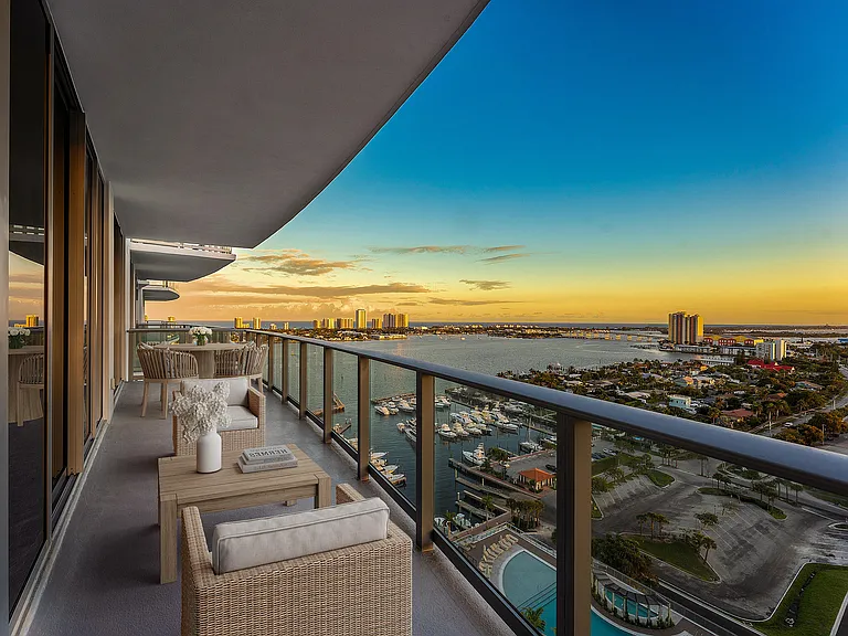 220 Lake Shore Dr #1911 — Photo 2