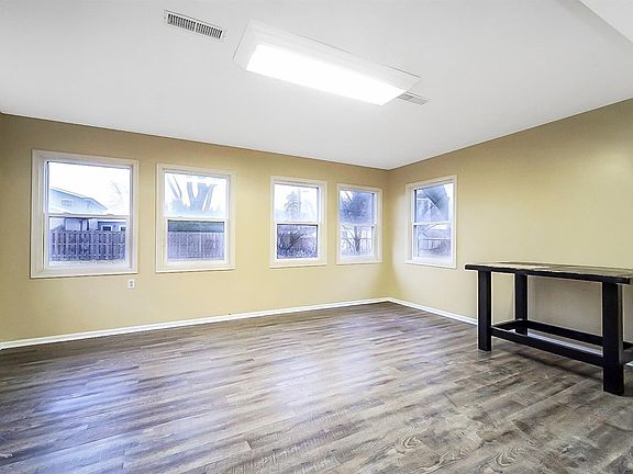 3rd image of 5893 Central Ave