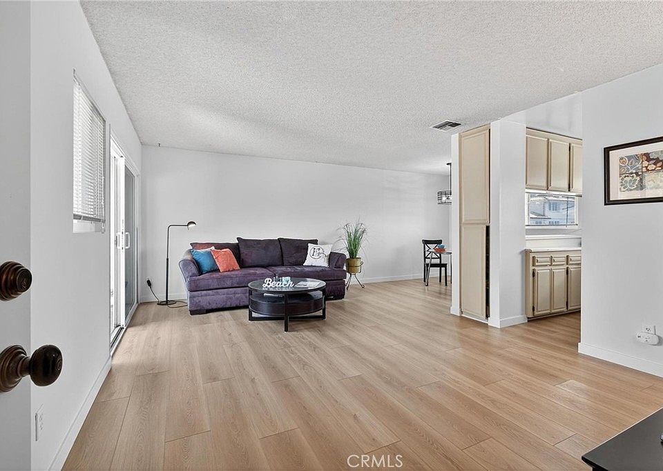 1st image of 520 Avenue B Unit 7