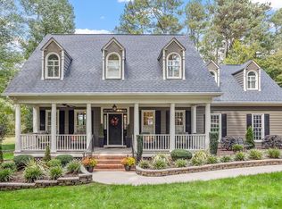 3417 Roxbury Dr, Wake Forest, NC 27587