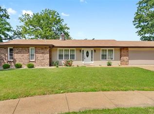 10261 Quail Run Dr, Saint Louis, MO