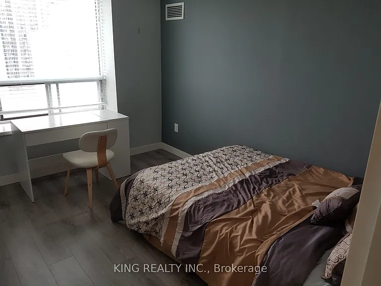 318 Spruce St #1405 — Photo 8