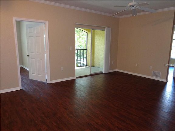 Living Room_08272018