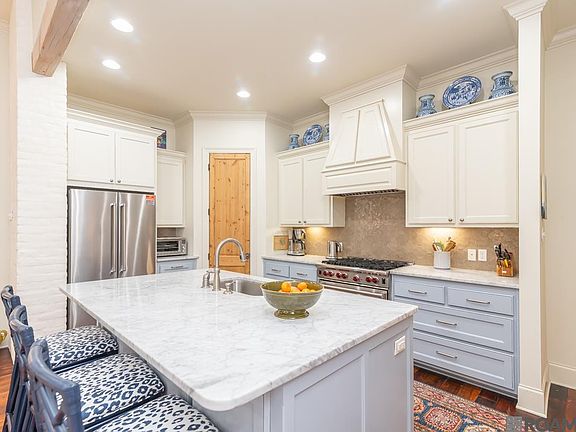 4th image of 2287 Perkins Ln