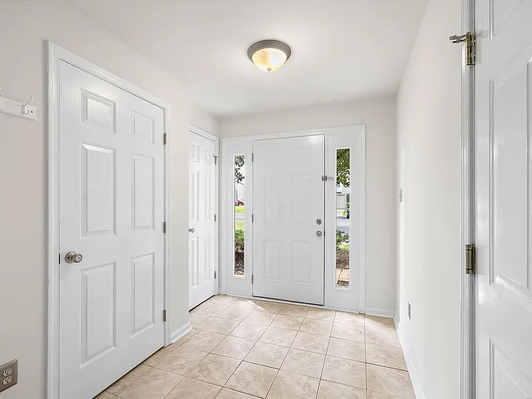 4701 Colonnade Way — Photo 26