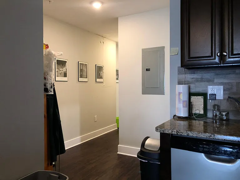 522 N Preston St #1F — Photo 6