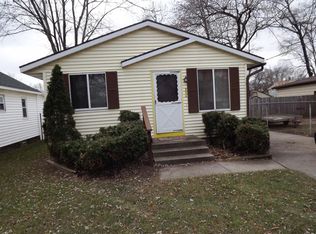 304 43rd St SW, Wyoming, MI 49548